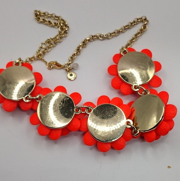 J CREW CREW- CUTS-Statement Necklace Gold Tone Red Flowers - Picture 6 of 8